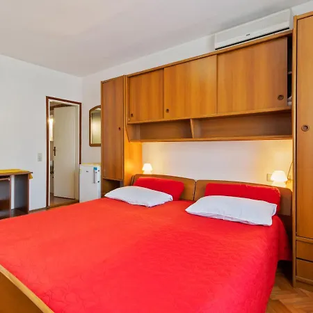 Apartment Porec Apartamento *